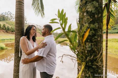 Fotógrafo em Vitória, Vila Velha, Casamento, Ensaio Pré-Casamento, Ensaio Pós-Casamento, Ensaio de Casal, 15 Anos, Debutante, Família, Gestante, Maternidade, Aniversário, Social, Estúdio, Corporativo, Marca Pessoal, Formatura, Escolar '