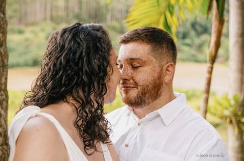 Fotógrafo em Vitória, Vila Velha, Casamento, Ensaio Pré-Casamento, Ensaio Pós-Casamento, Ensaio de Casal, 15 Anos, Debutante, Família, Gestante, Maternidade, Aniversário, Social, Estúdio, Corporativo, Marca Pessoal, Formatura, Escolar '
