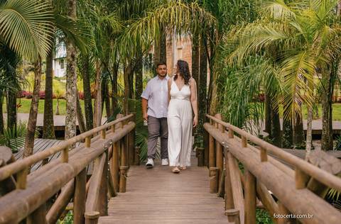Fotógrafo em Vitória, Vila Velha, Casamento, Ensaio Pré-Casamento, Ensaio Pós-Casamento, Ensaio de Casal, 15 Anos, Debutante, Família, Gestante, Maternidade, Aniversário, Social, Estúdio, Corporativo, Marca Pessoal, Formatura, Escolar '