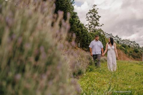 Fotógrafo em Vitória, Vila Velha, Casamento, Ensaio Pré-Casamento, Ensaio Pós-Casamento, Ensaio de Casal, 15 Anos, Debutante, Família, Gestante, Maternidade, Aniversário, Social, Estúdio, Corporativo, Marca Pessoal, Formatura, Escolar '