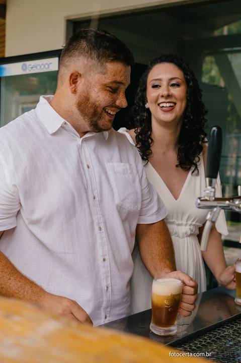 Fotógrafo em Vitória, Vila Velha, Casamento, Ensaio Pré-Casamento, Ensaio Pós-Casamento, Ensaio de Casal, 15 Anos, Debutante, Família, Gestante, Maternidade, Aniversário, Social, Estúdio, Corporativo, Marca Pessoal, Formatura, Escolar '