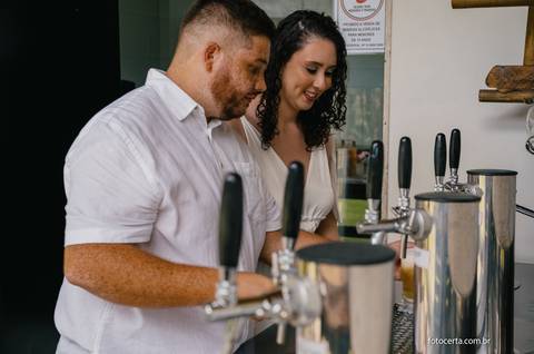 Fotógrafo em Vitória, Vila Velha, Casamento, Ensaio Pré-Casamento, Ensaio Pós-Casamento, Ensaio de Casal, 15 Anos, Debutante, Família, Gestante, Maternidade, Aniversário, Social, Estúdio, Corporativo, Marca Pessoal, Formatura, Escolar '
