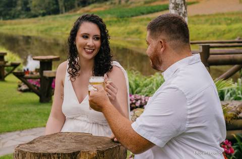 Fotógrafo em Vitória, Vila Velha, Casamento, Ensaio Pré-Casamento, Ensaio Pós-Casamento, Ensaio de Casal, 15 Anos, Debutante, Família, Gestante, Maternidade, Aniversário, Social, Estúdio, Corporativo, Marca Pessoal, Formatura, Escolar '