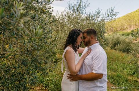 Fotógrafo em Vitória, Vila Velha, Casamento, Ensaio Pré-Casamento, Ensaio Pós-Casamento, Ensaio de Casal, 15 Anos, Debutante, Família, Gestante, Maternidade, Aniversário, Social, Estúdio, Corporativo, Marca Pessoal, Formatura, Escolar '