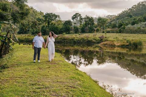 Fotógrafo em Vitória, Vila Velha, Casamento, Ensaio Pré-Casamento, Ensaio Pós-Casamento, Ensaio de Casal, 15 Anos, Debutante, Família, Gestante, Maternidade, Aniversário, Social, Estúdio, Corporativo, Marca Pessoal, Formatura, Escolar '