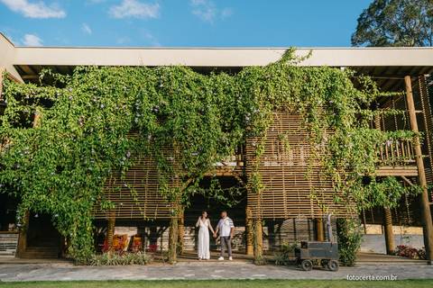 Fotógrafo em Vitória, Vila Velha, Casamento, Ensaio Pré-Casamento, Ensaio Pós-Casamento, Ensaio de Casal, 15 Anos, Debutante, Família, Gestante, Maternidade, Aniversário, Social, Estúdio, Corporativo, Marca Pessoal, Formatura, Escolar '