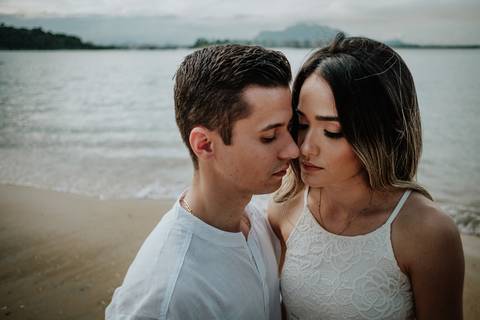 Fotografia de Ensaio Pré-Casamento - Vitória-ES'