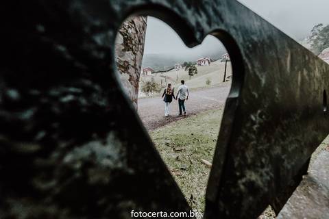 Fotografia de Ensaio Pré-Casamento na Cervejaria Altezza e Pousada Bela Aurora em Venda Nova do Imigrante e Pedra Azul - ES'