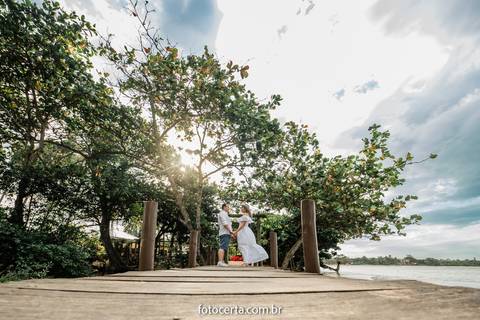 Ensaio Pré-Casamento - Praia de Manguinhos - ES'