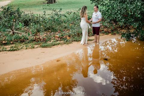 Ensaio Pré-Casamento - Praia de Manguinhos - ES'