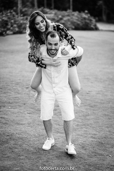 Fotografia de Ensaio Pré-Casamento - Pedra Azul-ES'