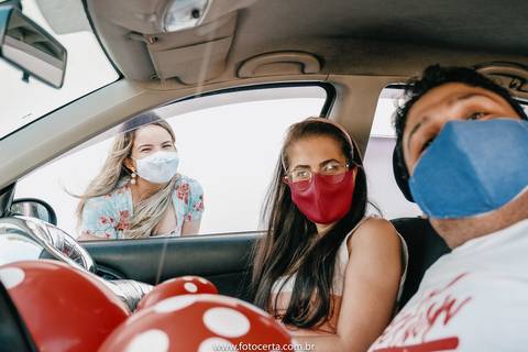 Foto Certa - Fotografia de Casamento, Ensaios, Família e Eventos, atendendo principalmente toda região da Grande Vitória e em todo Espírito Santo.
Carreata dos Noivos da Anielle Lemos'