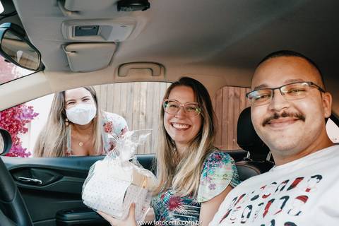 Foto Certa - Fotografia de Casamento, Ensaios, Família e Eventos, atendendo principalmente toda região da Grande Vitória e em todo Espírito Santo.
Carreata dos Noivos da Anielle Lemos'