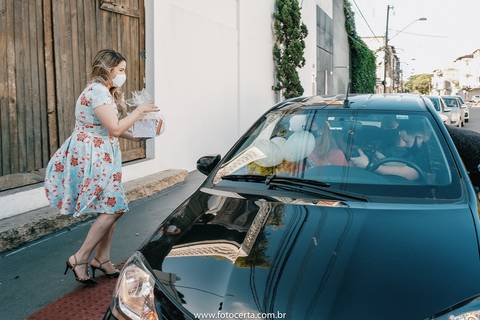 Foto Certa - Fotografia de Casamento, Ensaios, Família e Eventos, atendendo principalmente toda região da Grande Vitória e em todo Espírito Santo.
Carreata dos Noivos da Anielle Lemos'