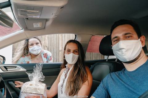 Foto Certa - Fotografia de Casamento, Ensaios, Família e Eventos, atendendo principalmente toda região da Grande Vitória e em todo Espírito Santo.
Carreata dos Noivos da Anielle Lemos'