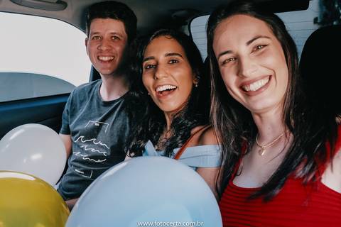 Foto Certa - Fotografia de Casamento, Ensaios, Família e Eventos, atendendo principalmente toda região da Grande Vitória e em todo Espírito Santo.
Carreata dos Noivos da Anielle Lemos'