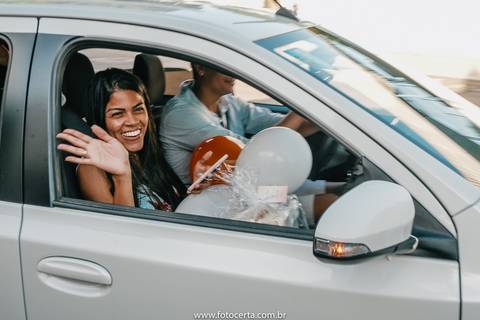Foto Certa - Fotografia de Casamento, Ensaios, Família e Eventos, atendendo principalmente toda região da Grande Vitória e em todo Espírito Santo.
Carreata dos Noivos da Anielle Lemos'