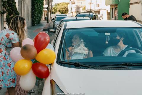 Foto Certa - Fotografia de Casamento, Ensaios, Família e Eventos, atendendo principalmente toda região da Grande Vitória e em todo Espírito Santo.
Carreata dos Noivos da Anielle Lemos'