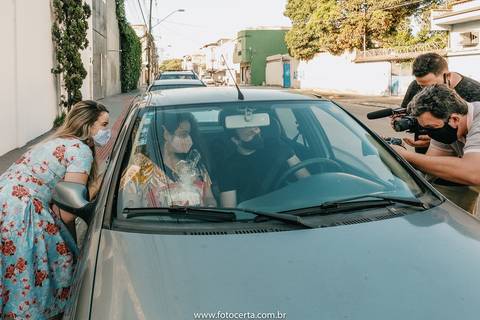 Foto Certa - Fotografia de Casamento, Ensaios, Família e Eventos, atendendo principalmente toda região da Grande Vitória e em todo Espírito Santo.
Carreata dos Noivos da Anielle Lemos'