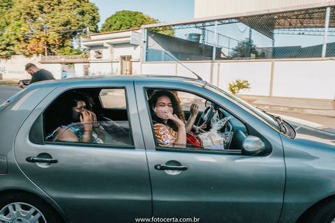 Foto Certa - Fotografia de Casamento, Ensaios, Família e Eventos, atendendo principalmente toda região da Grande Vitória e em todo Espírito Santo.
Carreata dos Noivos da Anielle Lemos'