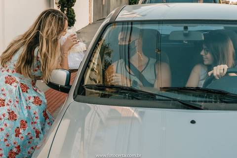 Foto Certa - Fotografia de Casamento, Ensaios, Família e Eventos, atendendo principalmente toda região da Grande Vitória e em todo Espírito Santo.
Carreata dos Noivos da Anielle Lemos'