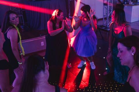 Festa de 15 anos - balada na associação da JBS em Montenegro'