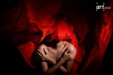 Foto premiada -2º Concurso Especial - RETRATOS e AUTO RETRATOS (2023) - Fineart Association - Fábio Figueiredo'