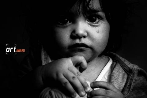 foto-premiada-fineart-decimo-sexto-concurso-de-familia-fábio-figueiredo-rj-lágrima-recem-nascido-bebe-parto'