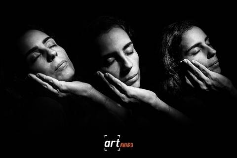 foto-premiada-fineart-association-autorretrato-paula-dau'