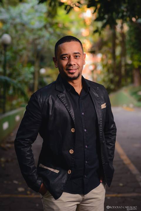 Sessão Fotográfica Retratos com Mendelson Thome de São Paulo SP



Fotografo Rodolfo Carvalho de Mogi Guaçu Sp / Instagram @EuRodolfoCarvalho'