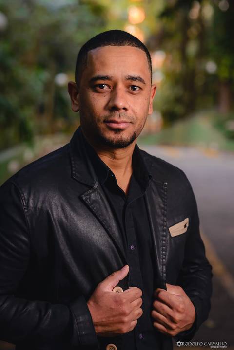 Sessão Fotográfica Retratos com Mendelson Thome de São Paulo SP



Fotografo Rodolfo Carvalho de Mogi Guaçu Sp / Instagram @EuRodolfoCarvalho'