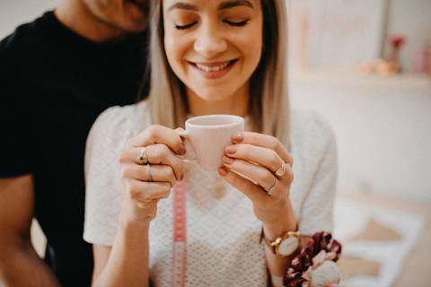 noiva fez proprio vestido, vestido de noiva'