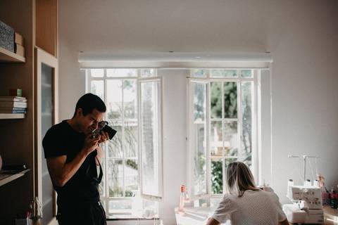 noiva fez proprio vestido, vestido de noiva'