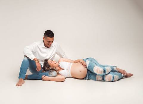 POSES PARA ENSAIO DE GESTANTE COM O MARIDO '