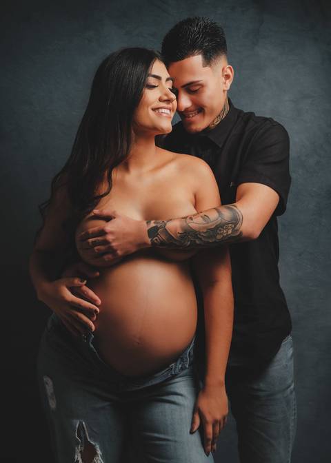 foto gestante com marido'