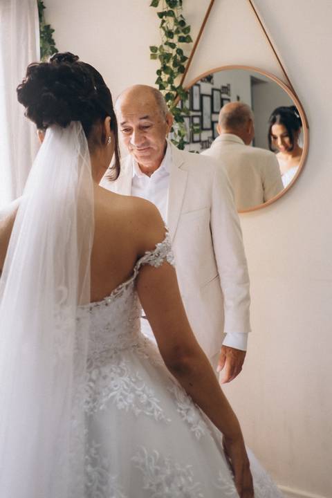 foto do pai vendo a noiva de vestido de noiva presidente prudente '