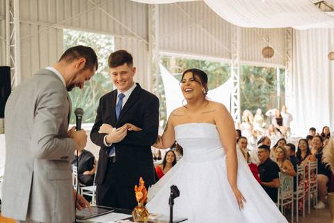 trocas das alianças '