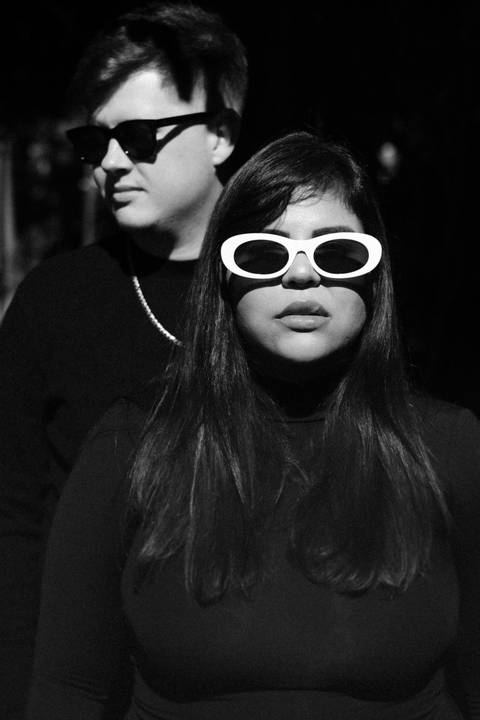 foto estilosa de casal'