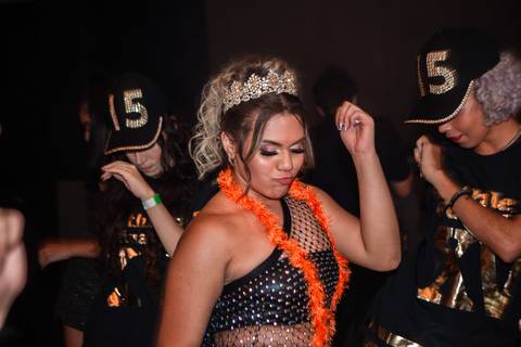 BONE PARA FESTA DE DEBUTANTE '