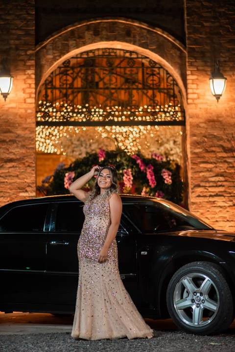 CARRO PARA ENTRADA DA DEBUTANTE '