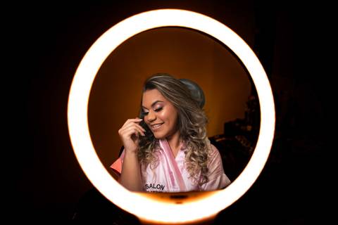 MAQUIAGEM E PENTEADO PARA FESTA DE 15 ANOS OU DEBUTANTE '