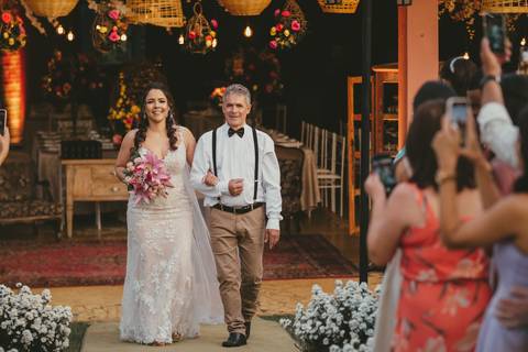 Entrada da noiva diferente , chacara para casamento em presidente prudente'