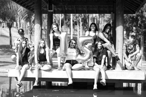 ensaio de debutante com os amigos '