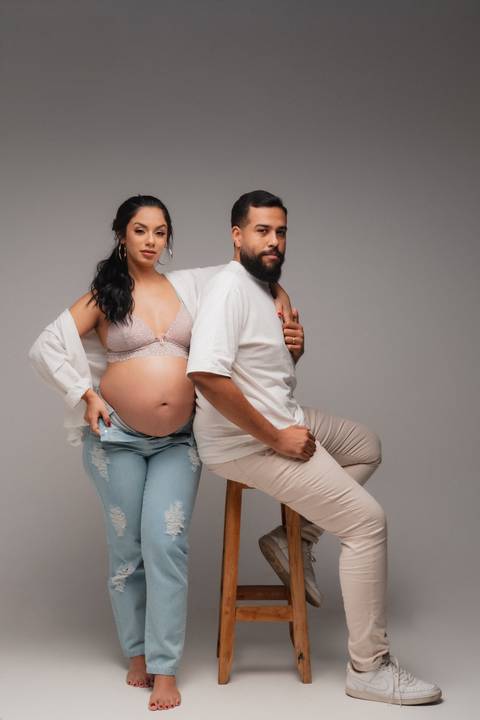 ensaio de gestante com  o pai '