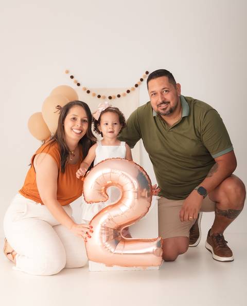 ensaiop infantil no estudio com a familia '