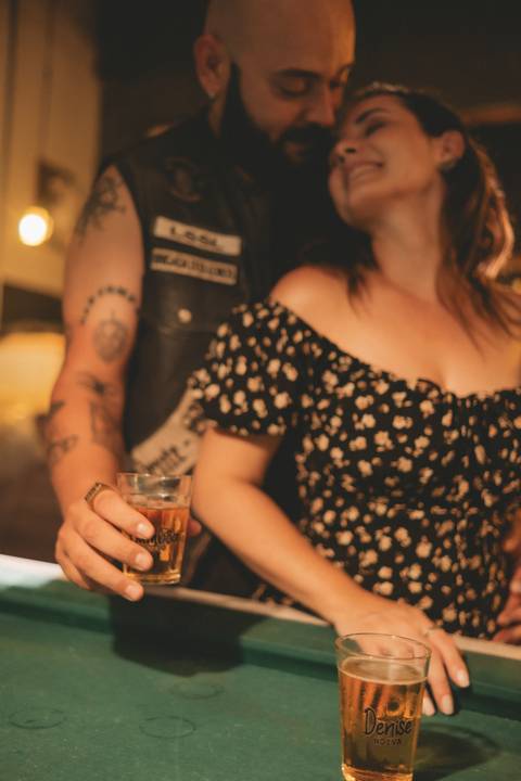 ensaio com estilo rock’n’roll

moto clube em presidente prudente
fotógrafo de casal em Presidente prudente ; Ensaio de casal em Presidente Prudente '