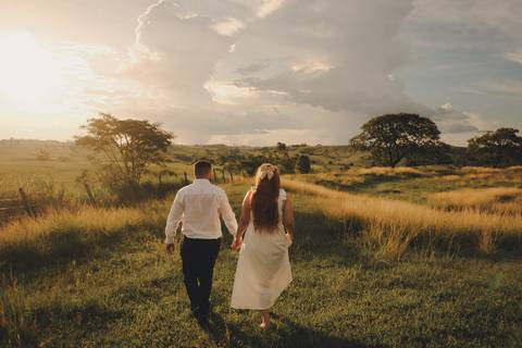 ensaio de casal com pôr do sol
ensaio romântico ao entardecer
fotógrafo de casal
ensaio fotográfico ao ar livre
Fotografo em Presidente Prudente '