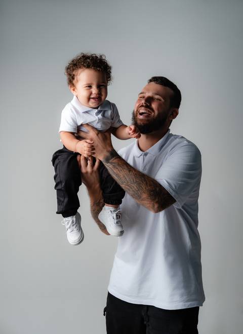 ensaio infantil de 1 ano

ensaio de 1 ano no estúdio

ensaio infantil clean

ensaio inspirado no Pinterest

fotos de bebê com estilo

ensaio criativo de aniversário

ensaio com carro de brinquedo

fotógrafo infantil em estúdio

'