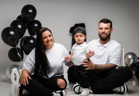 ensaio infantil de 1 ano

ensaio de 1 ano no estúdio

ensaio infantil clean

ensaio inspirado no Pinterest

fotos de bebê com estilo

ensaio criativo de aniversário

ensaio com carro de brinquedo

fotógrafo infantil em estúdio

'