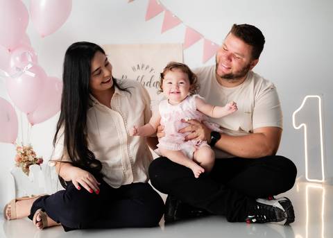 ensaio de 1 ano intimista

ensaio infantil minimalista

ensaio de bebê em tons de rosa e branco

ensaio clean de aniversário

ensaio de 1 ano Maria Eduarda

ensaio fotográfico delicado

fotógrafo infantil

ensaio de bebê no estúdio'